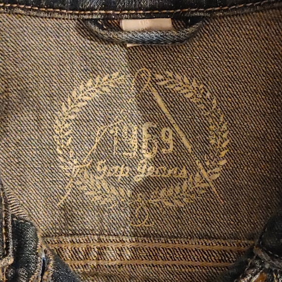 GAP Denim Jacket - Picture 2 of 3